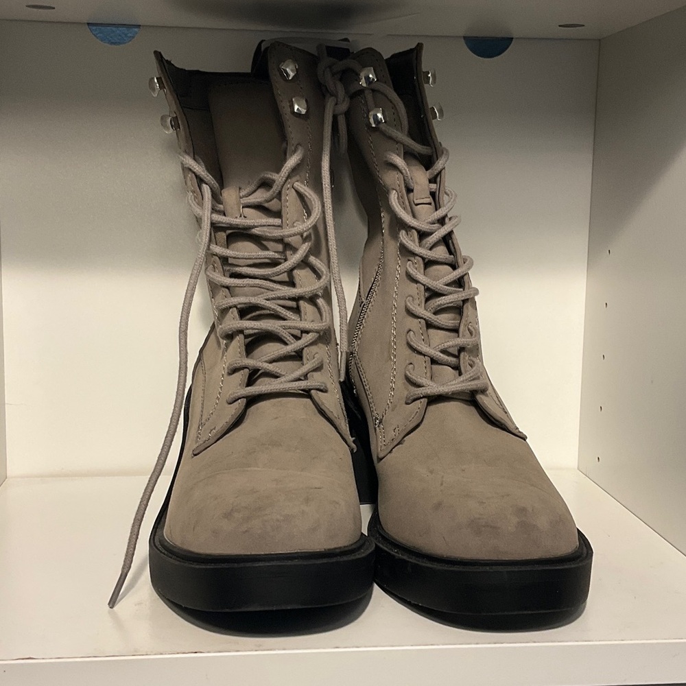 MIA Myia Combat Boots – Taupe – Size 8.5– New